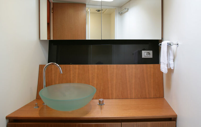 TANGO - Ensuite