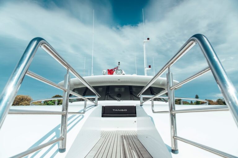 TANGO - Foredeck access