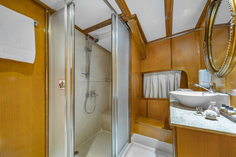 Ensuite Bathroom