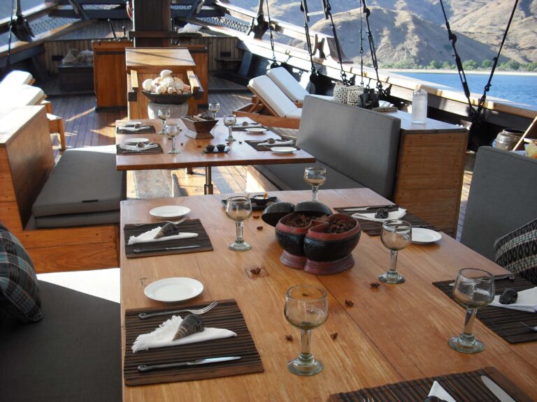 Al Fresco Dining