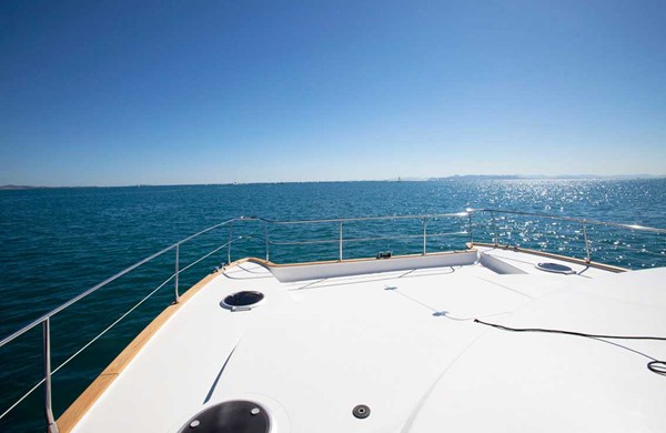THE CHRISMA - Foredeck