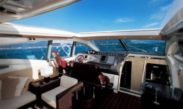 THE SULTANS WAY 006 -  Salon with open top