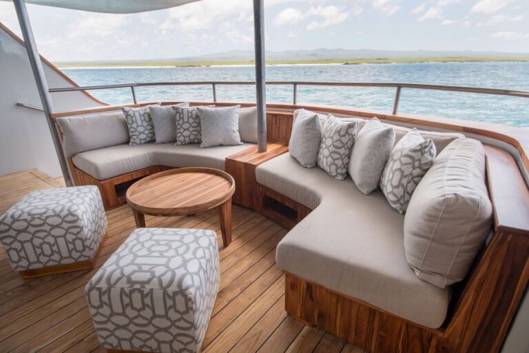 Aft Deck Seating
