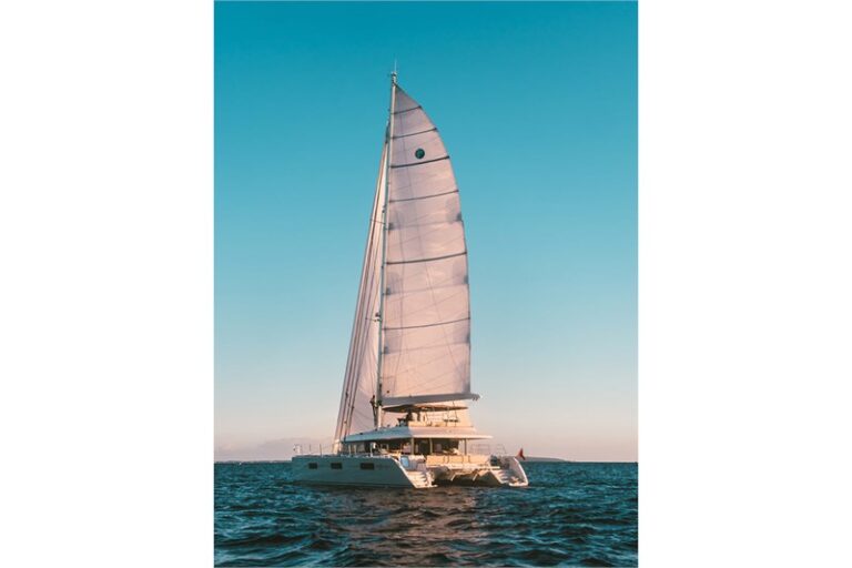 TOU TOU Yacht