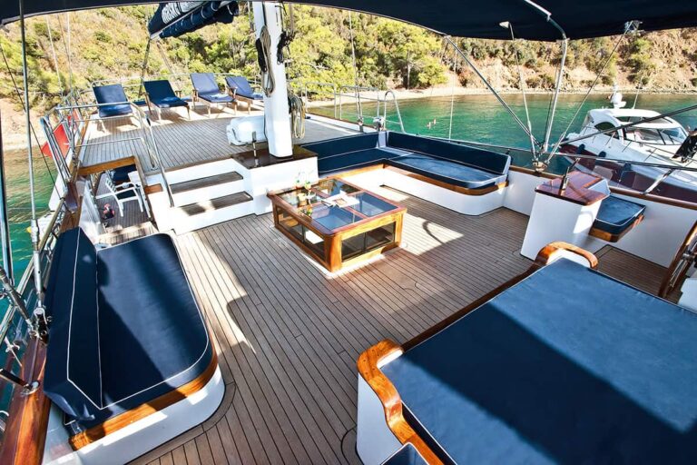 Flybridge