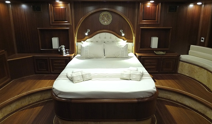 Double Cabin
