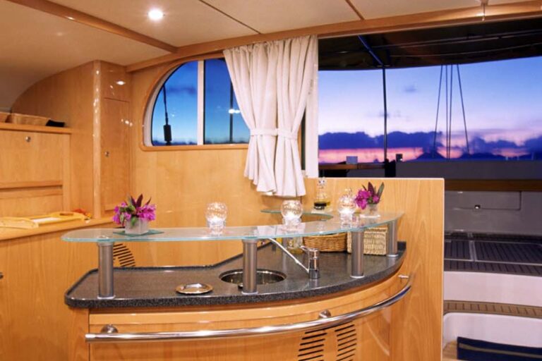 TAHUATA Yacht