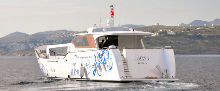 The AD5 Superyacht rear view