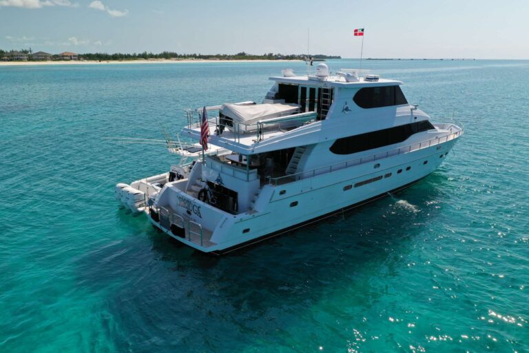 Tortuga Yacht