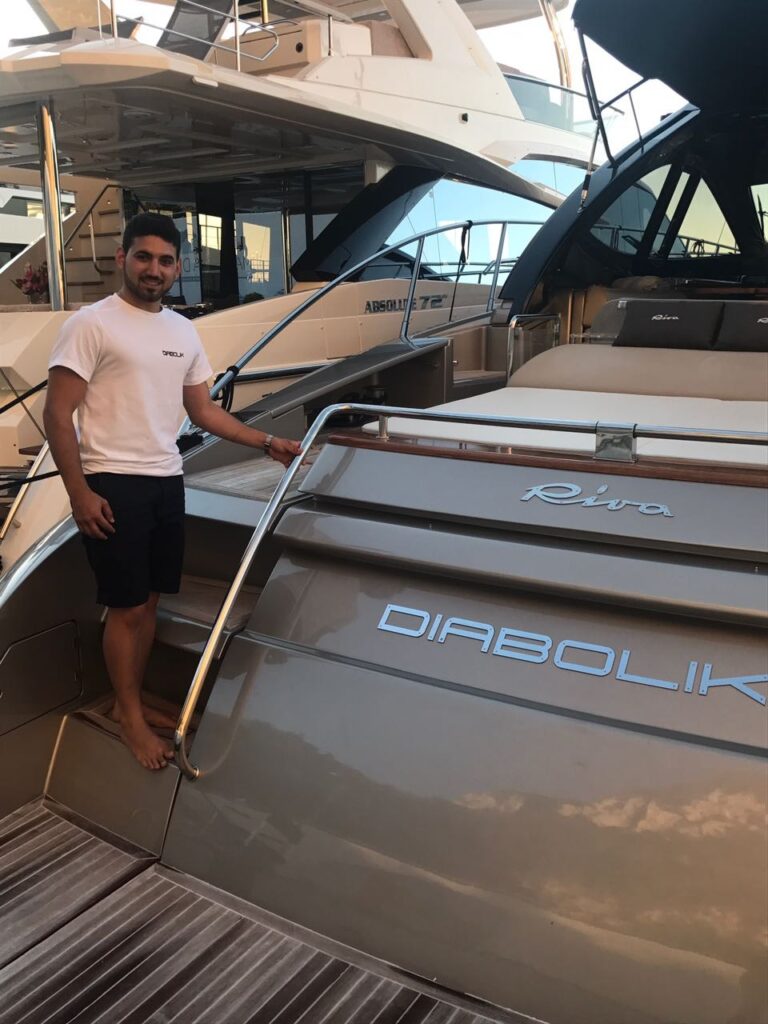Transom With Swim Platform