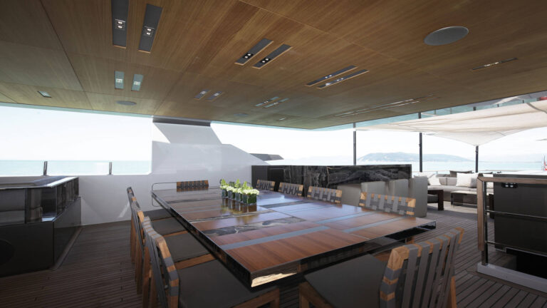 Tremenda Exterior - Main Deck