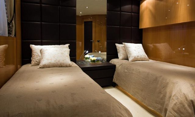 Twin Cabin