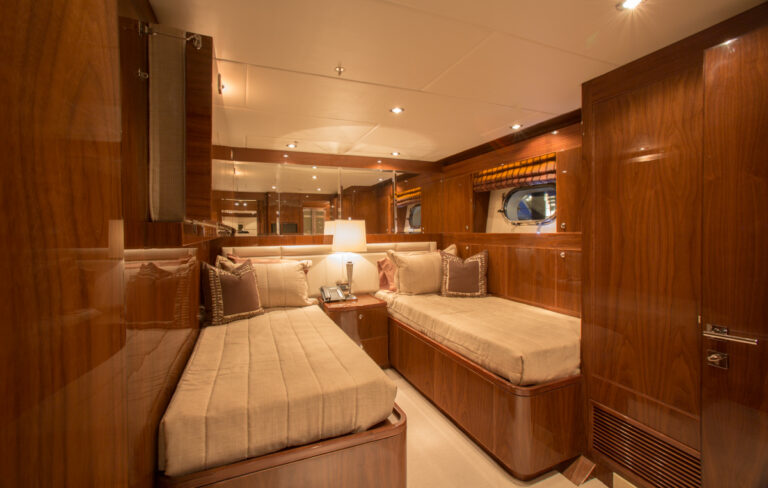 Twin Cabin