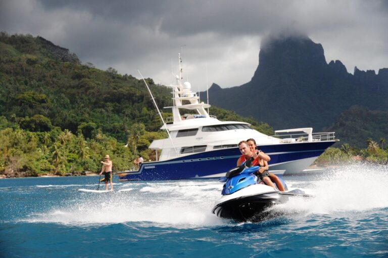 ULTIMATE LADY Jetski