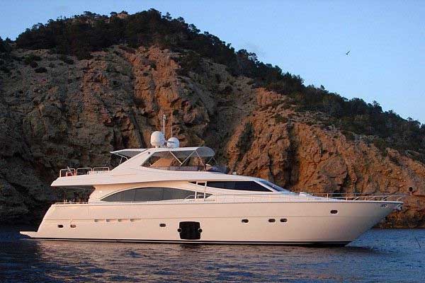 UNFORGETTABLE - Starboard side