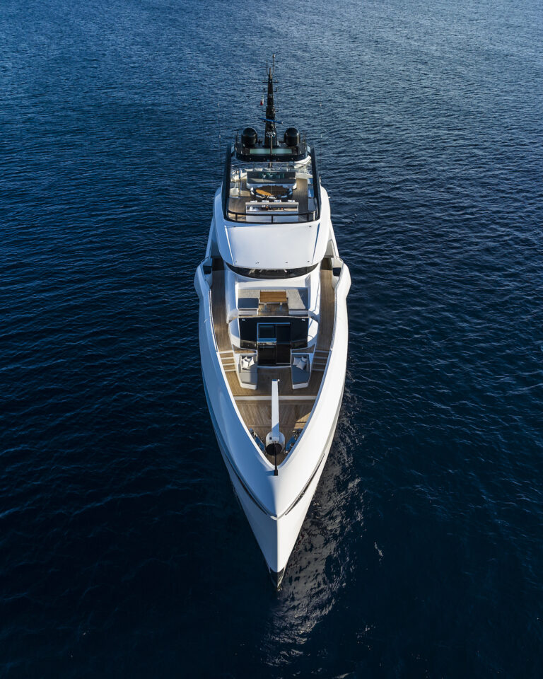 UV II Yacht Bow