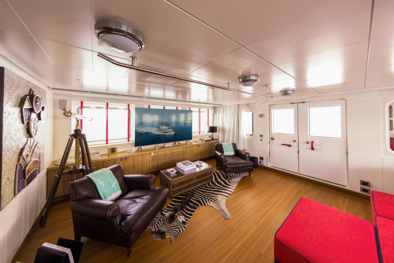 Upper Saloon - Upper Deck