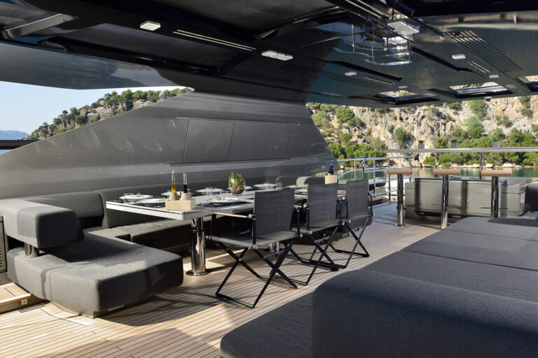 Upper Deck Dining And Bar