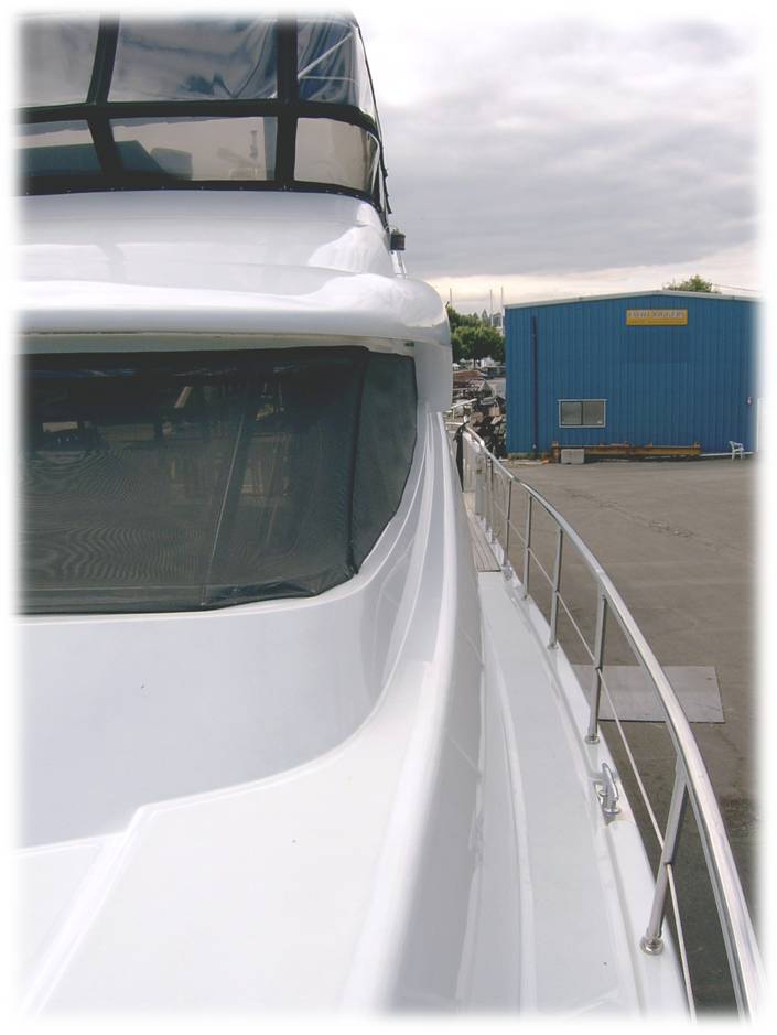 VIA MARE -  Side Deck