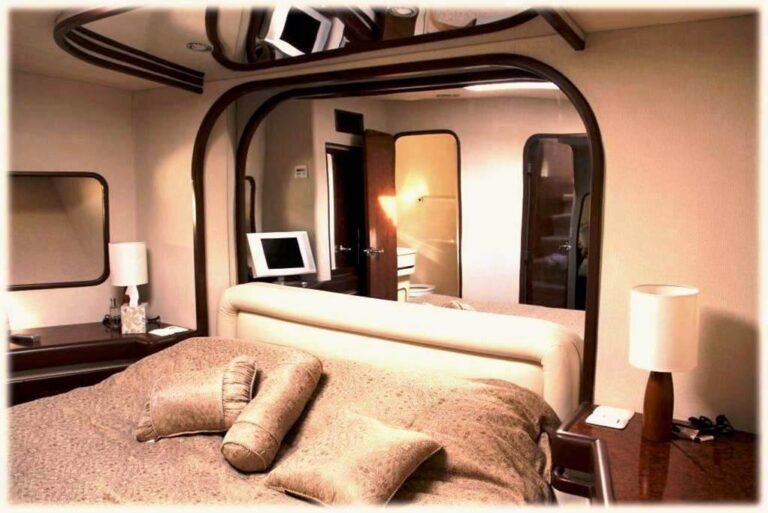 VIA MARE -  VIP Cabin.