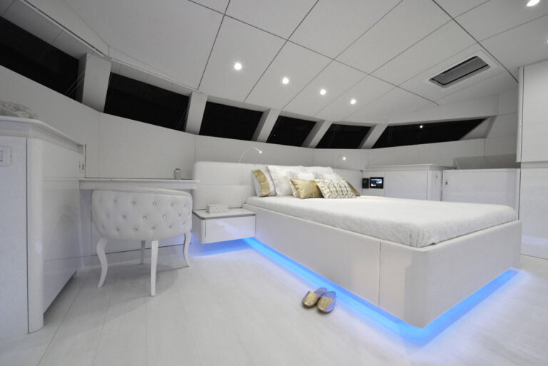 VIOLETTA - master suite