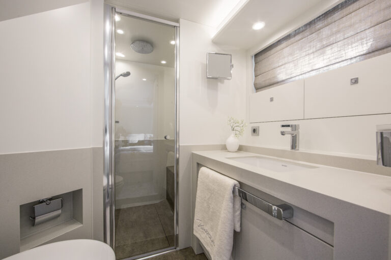 VIP bathroom