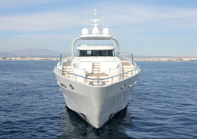 Vicem superyacht Bronko I - front view