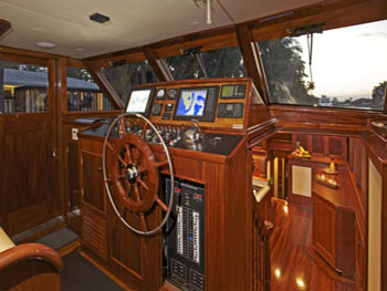 Victorian Rose - Pilot House