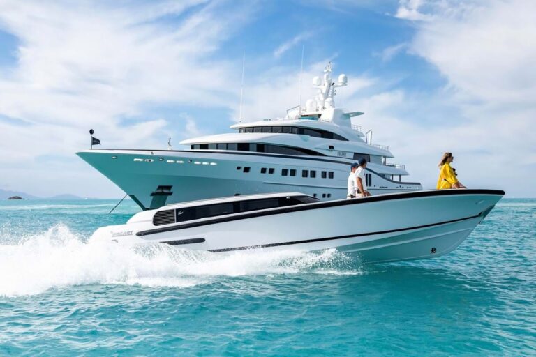 82M CUSTOM SUPERYACHT