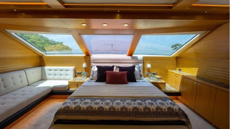 Vip Cabin