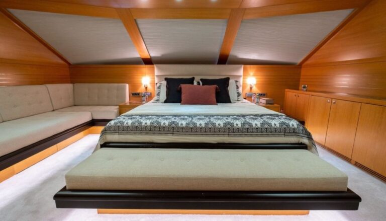 Vip Cabin