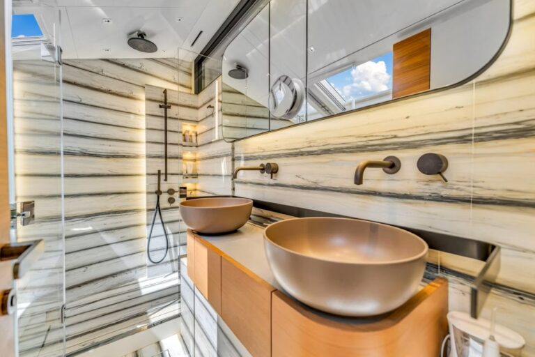 Vip Cabin Attached Bathroom