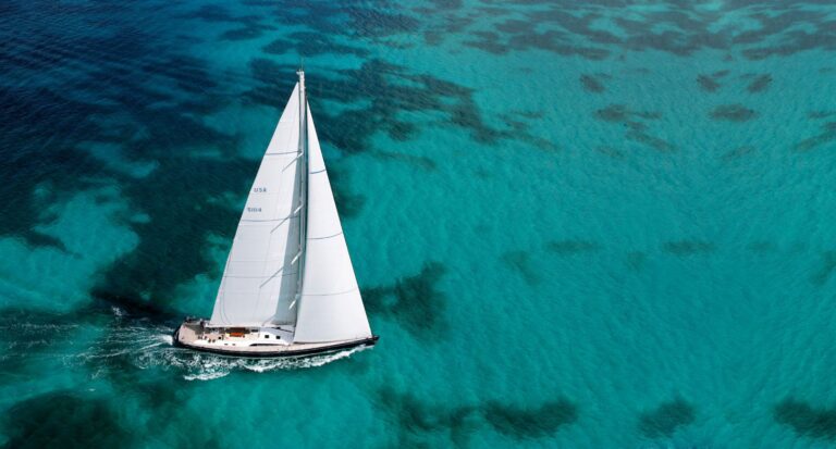 Virago_sailing