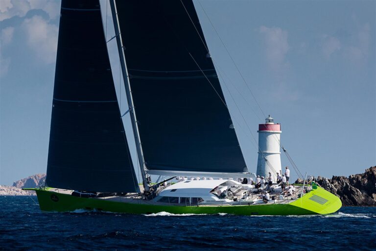 Vitters superyacht Inoui designed by Philippe Briand - Photo by Carlo Baroncini
