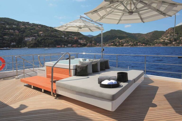Vivace 125 Sun Deck