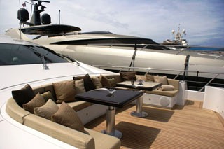 Voyage - Foredeck Dining