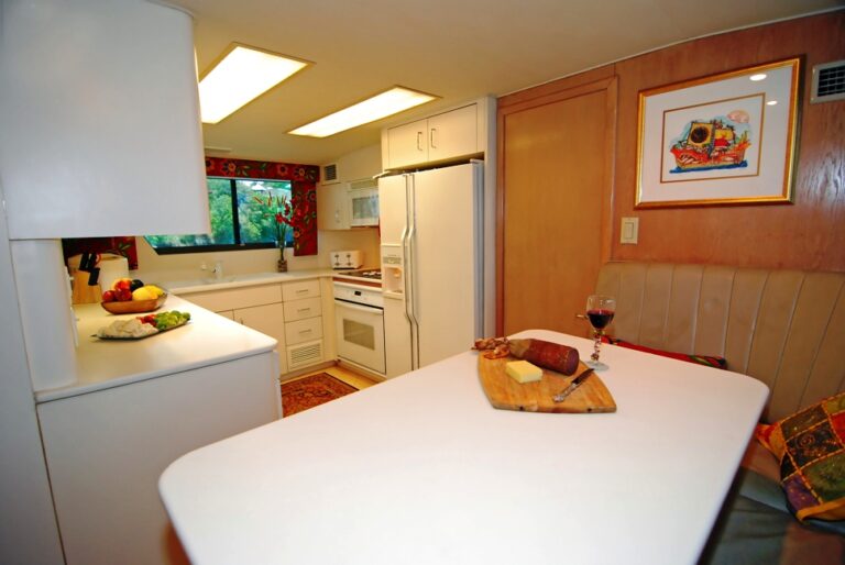 WHATEVER Galley