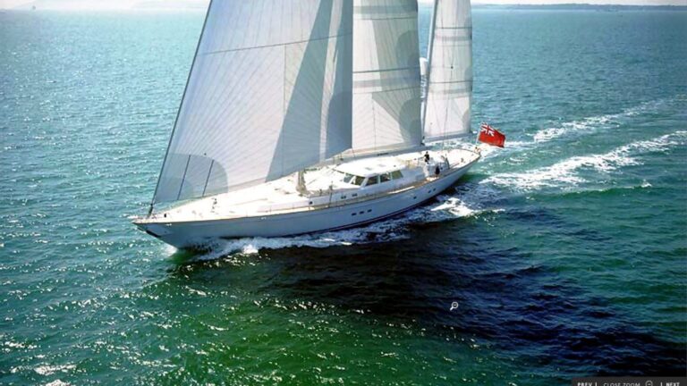 WILLIAM TAI - Photo by Royal Huisman