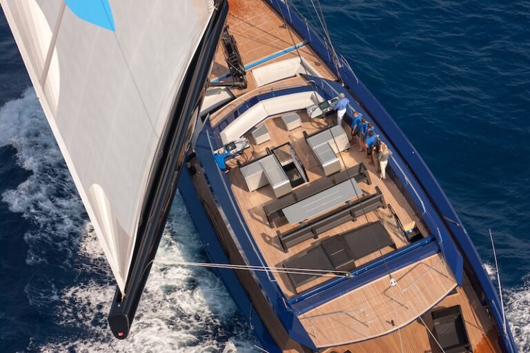 Wally 50m Better Place Photo credit Gilles Martin-Raget