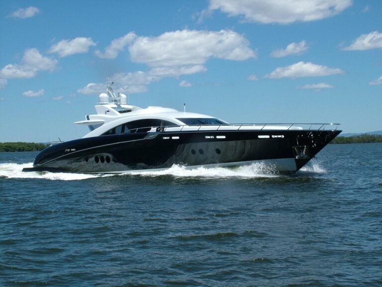 Warren Yachts