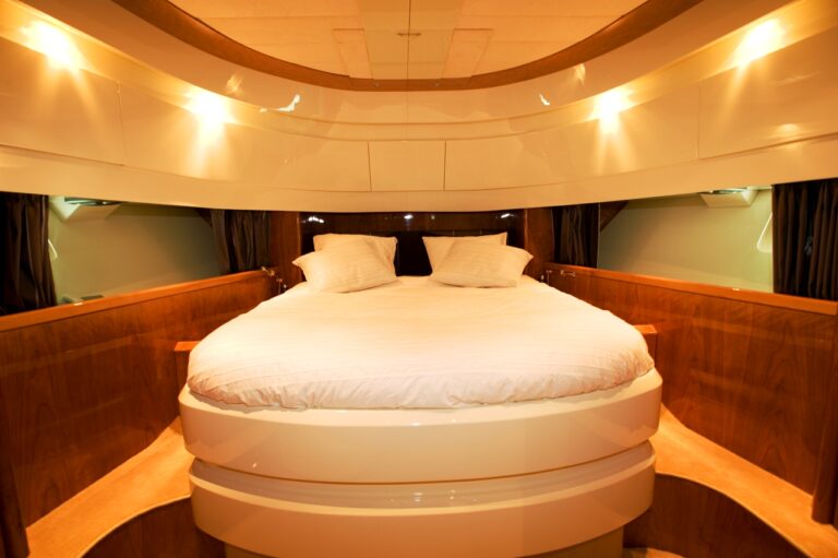 White Fang -  VIP Cabin