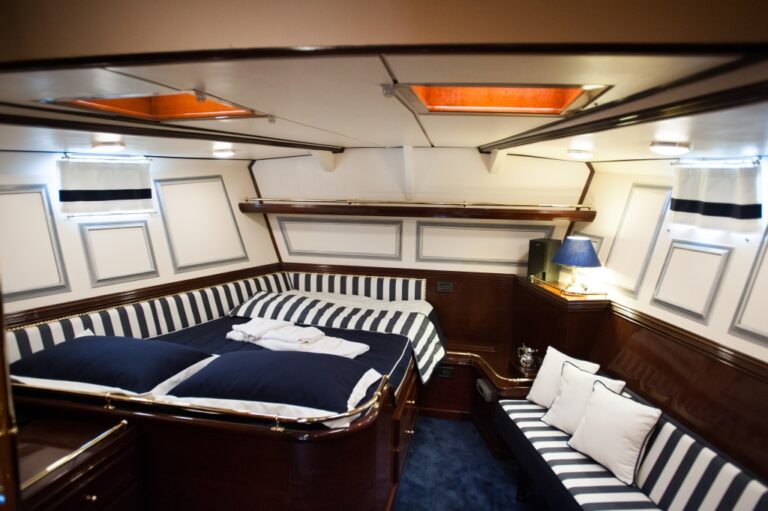 Wind of Change Master Cabin 1