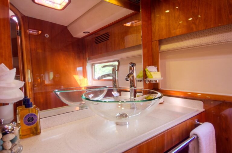 XENIA 74 - Guest ensuite