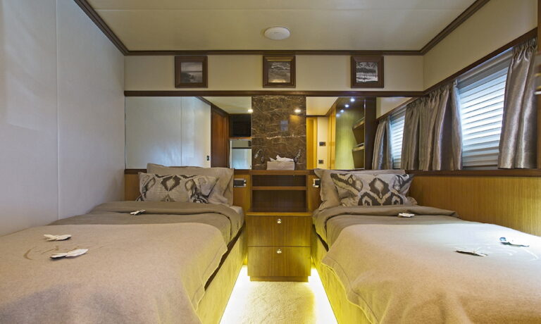 XO OF THE SEAS -  Twin Cabin