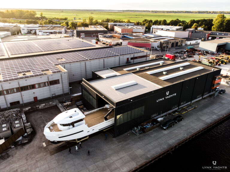 XYT 24 Evolution Leaving Shed
