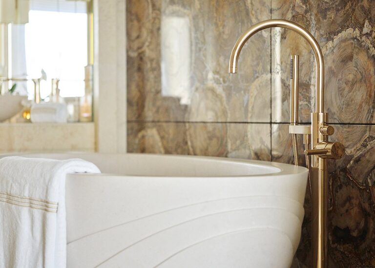 Bath Tub