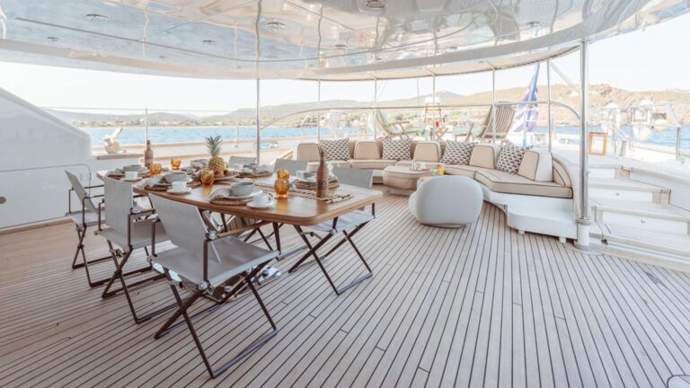 Main Deck