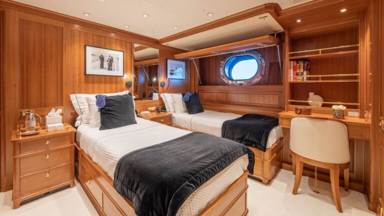 Twin Suite