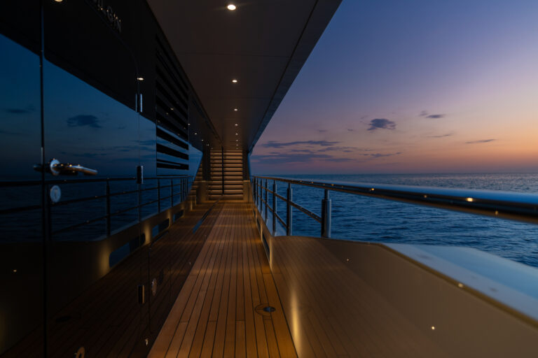 Side Deck