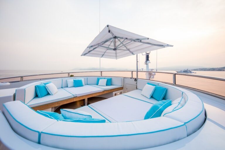 Sundeck